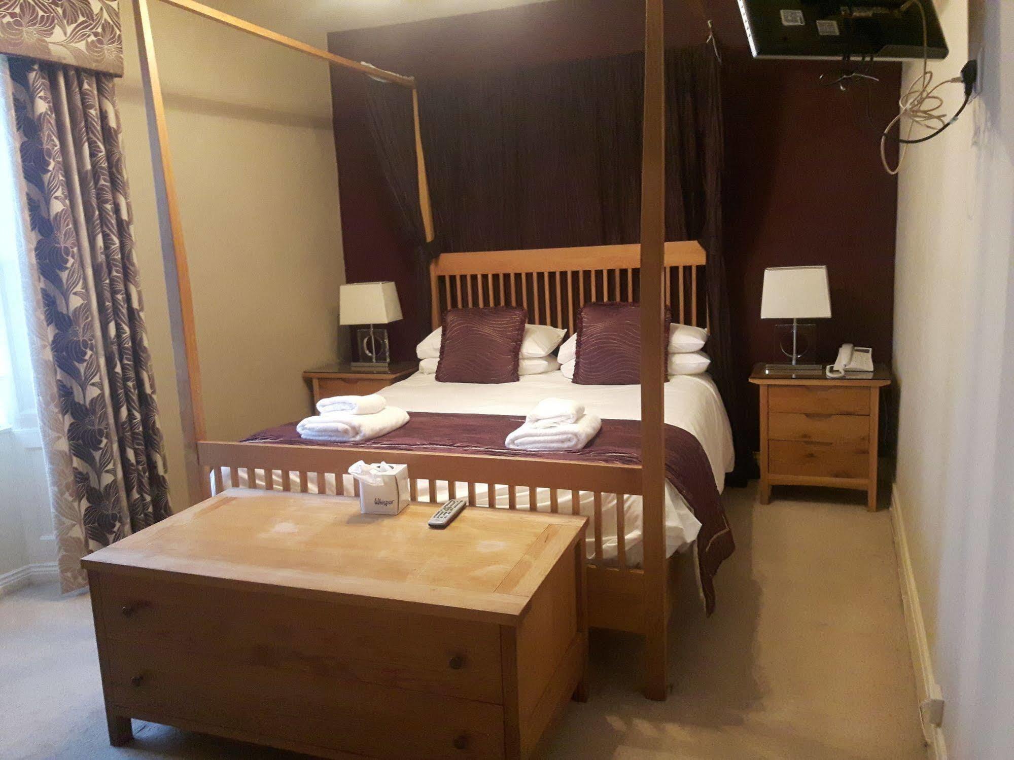 The Wheatsheaf Hotel コーブリッジ エクステリア 写真